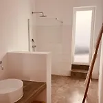 Nyaraló Oliveira Brava *