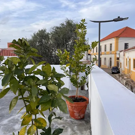 Feriehus Oliveira Brava Pêra